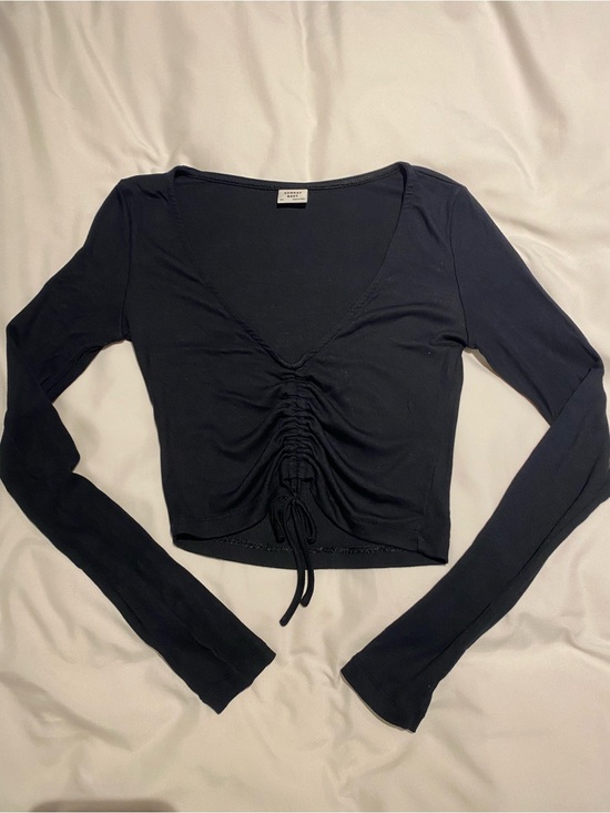 Sunday Best Tops - Sunday Best Navy Long-Sleeve Ruched Crop Top